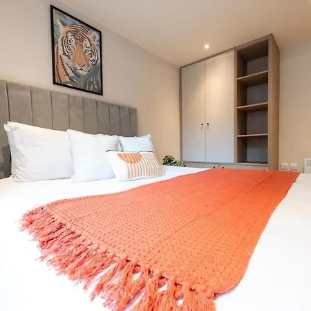 Harvey Nic'S & Designer Quarter 18 Ch Appartement Leeds  Buitenkant foto