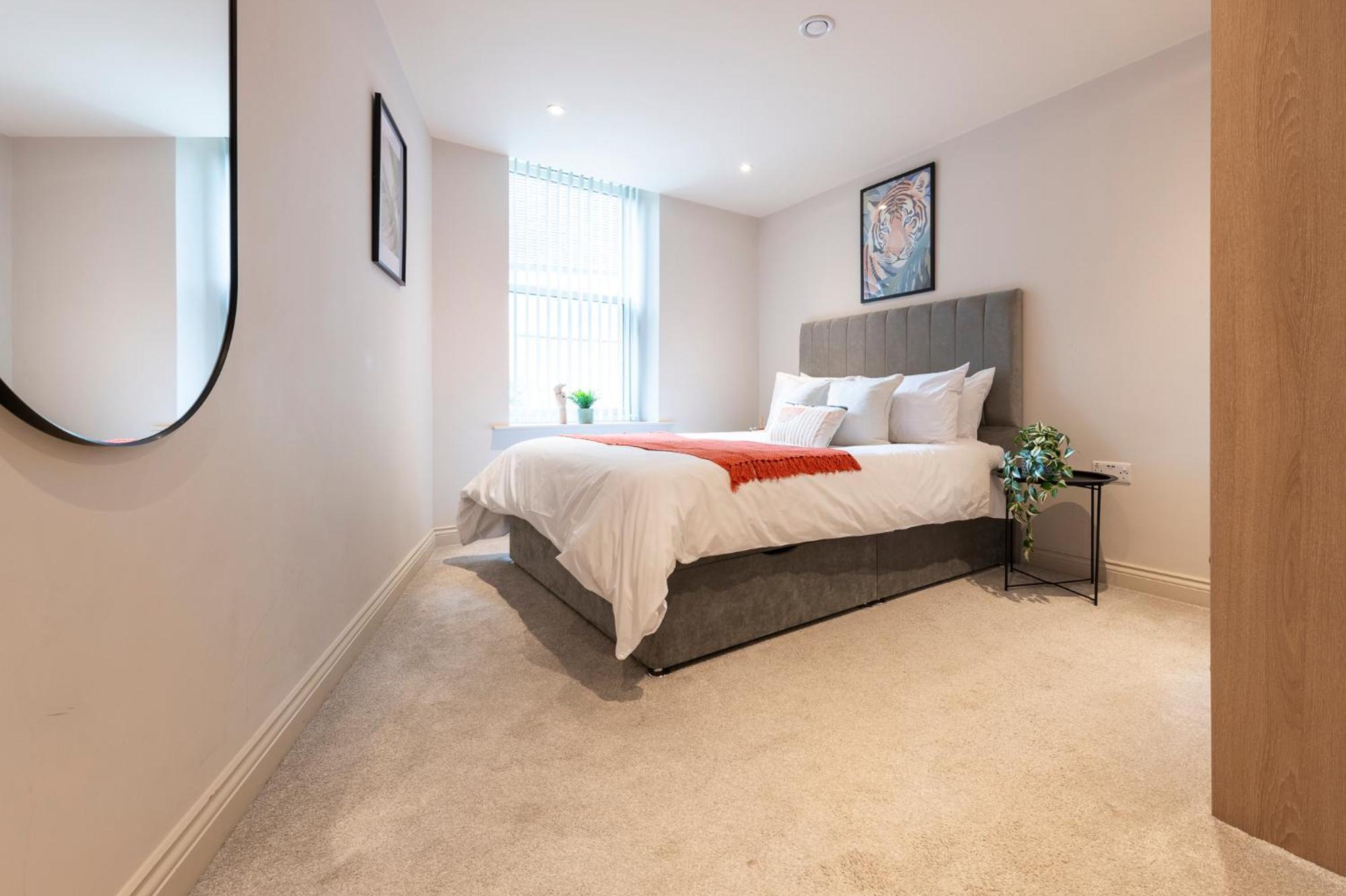 Harvey Nic's & Designer Quarter 18 Ch Appartement *